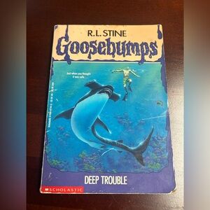 R. L. Stine YA Goosebumps Vintage Deep Trouble paperback Book